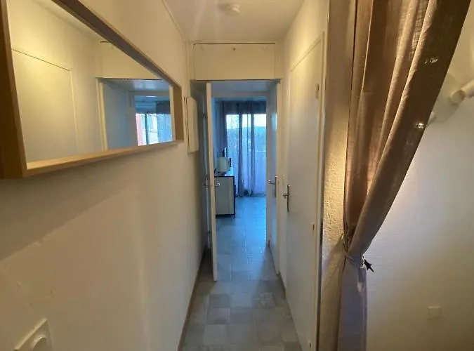 Appart. F2 Apercu Port De Santa Lucia St Raphael